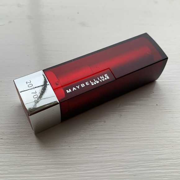 ⭐️ Maybelline Siren in Scarlett 690 - Picture 2 of 3